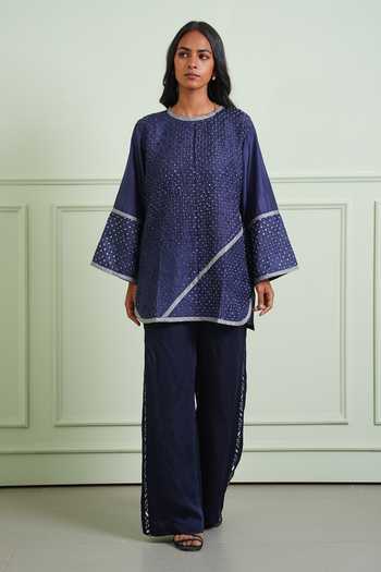 Twenty Nine Blue Silk Round Neck Crushed Bandhani Pure Top Online at Aza Fashions Twenty Nine_Blue Silk Round Neck Crushed Bandhani Pure Top _Online_at_Aza_Fashions