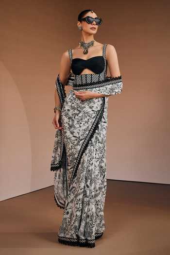 Buy The Royaleum White Silk Sweetheart Neck Floral Print Saree With Corset Online at Aza Fashions Buy_The Royaleum_White Silk Sweetheart Neck Floral Print Saree With Corset _Online_at_Aza_Fashions