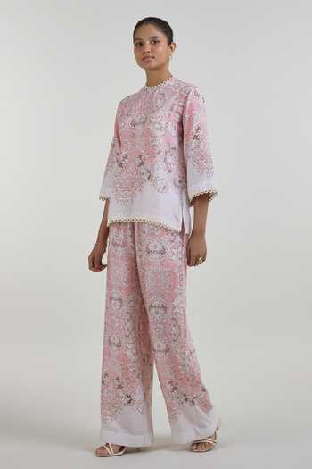 SOBARIKO Pink Linen High Neck Anna Vintage Floral Print Top And Pant Set Online at Aza Fashions SOBARIKO_Pink Linen High Neck Anna Vintage Floral Print Top And Pant Set _Online_at_Aza_Fashions