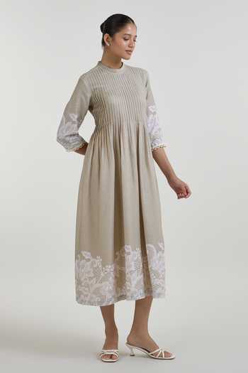 SOBARIKO Lucy Lace Print Pleated Dress