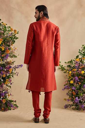 Kalista Aarush Plain Kurta Set With Dupatta 