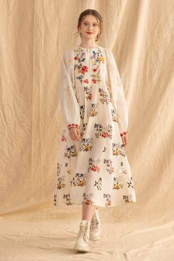 Dried Flowers Embroidered Floral Dress 