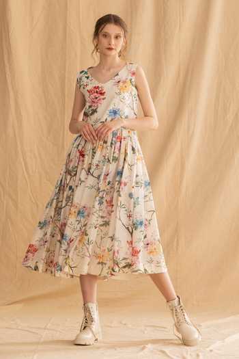 Dried Flowers Ivory Silk, Chanderi V-neck Floral Print Dress Online at Aza Fashions Dried Flowers_Ivory Silk, Chanderi V-neck Floral Print Dress _Online_at_Aza_Fashions