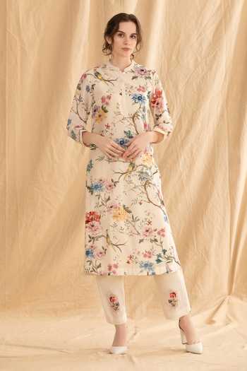 Buy Dried Flowers Ivory , Cotton, Chanderi, Organza Mandarin Floral Pattern Kurta Set Online at Aza Fashions Buy_Dried Flowers_Ivory , Cotton, Chanderi, Organza Mandarin Floral Pattern Kurta Set _Online_at_Aza_Fashions
