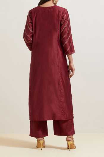 Shop Priya Chaudhary Maroon Chanderi Silk Embroidery Split V-neck Floral Kurta at Aza Fashions Shop_Priya Chaudhary_Maroon Chanderi Silk Embroidery Split V-neck Floral Kurta _at_Aza_Fashions