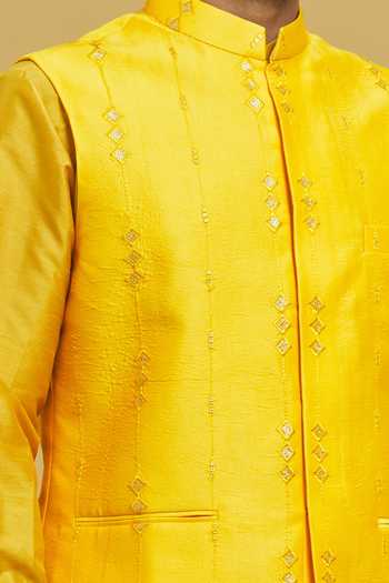 Rng Safawala Yellow Thread Embroidered Bundi Kurta Set For Kids