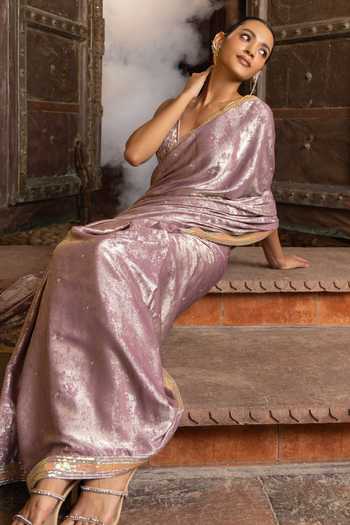 Shop_Devkalii_Pink V-neck Shimmer Hand Embroidered Saree With Blouse 