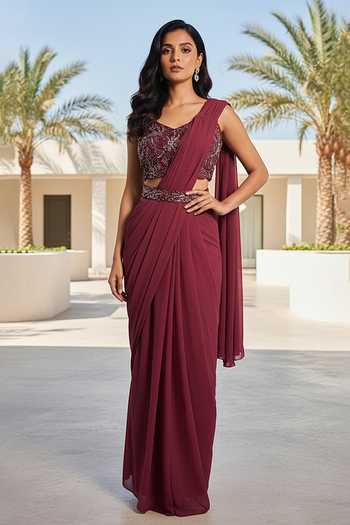 Basanti Kapde aur Koffee Rouge Regal Draped Saree Set 