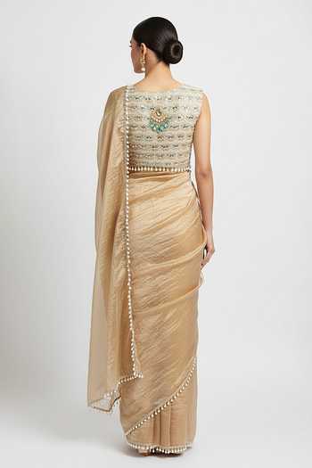 Basanti Kapde aur Koffee Opaline Aura Embroidered Saree Set 