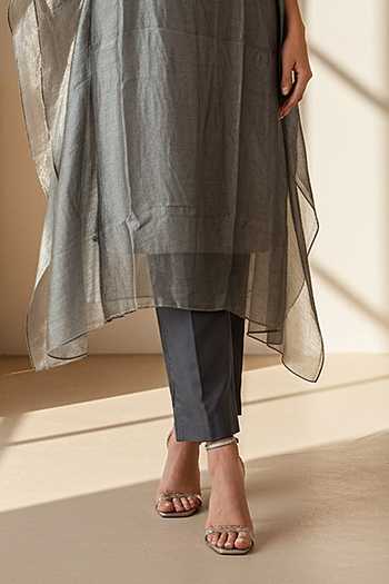 Basanti Kapde aur Koffee Grey Tissue Scoop Neck, Yes Embroidered Kurta And Palazzo Set at Aza Fashions Basanti Kapde aur Koffee_Grey Tissue Scoop Neck, Yes Embroidered Kurta And Palazzo Set _at_Aza_Fashions