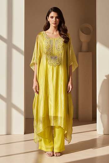 Buy Basanti Kapde aur Koffee Yellow Tissue Round Neck, Yes Resham Work Kurta And Palazzo Set Buy_Basanti Kapde aur Koffee_Yellow Tissue Round Neck, Yes Resham Work Kurta And Palazzo Set