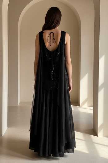 Basanti Kapde aur Koffee Pearl Embellished Kurta Set 