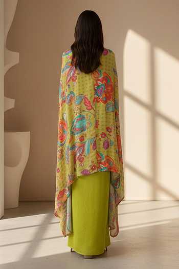 Basanti Kapde aur Koffee Printed Cape Skirt Set