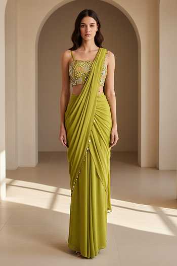 Basanti Kapde aur Koffee Draped Saree With Embroidered Blouse