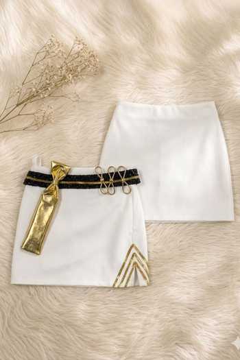 Toplove_Black Crepe K-pop Mira Inspired Skorts Set _at_Aza_Fashions