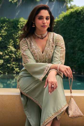 Buy_House of Arshiyaa_Green Silk V-neck Mint Tissue Kaftan _Online_at_Aza_Fashions