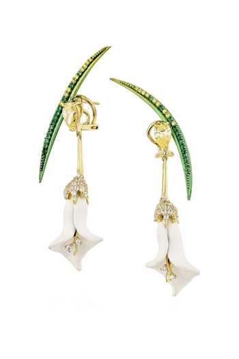 Miss Jo Dream Of A Lily Dangler Earrings