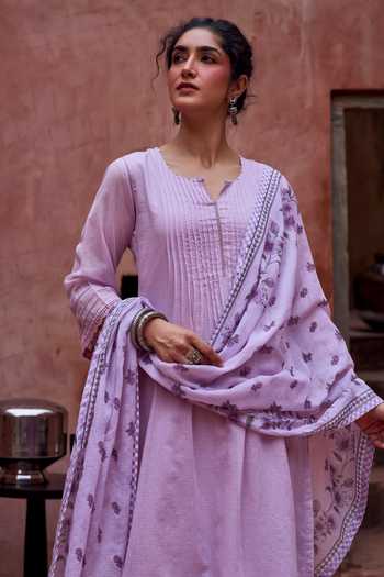 Buy Karaj Jaipur Purple Kota Doria, Cotton Split V-neck, Yes Doriya Kurta Set Online at Aza Fashions Buy_Karaj Jaipur_Purple Kota Doria, Cotton Split V-neck, Yes Doriya Kurta Set _Online_at_Aza_Fashions