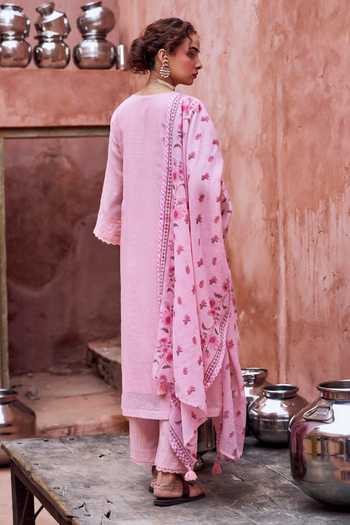 Karaj Jaipur Kurta Set With Floral Pattern Dupatta