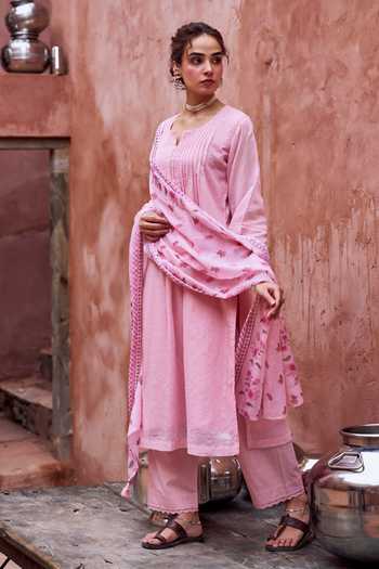 Buy Karaj Jaipur Pink Kota Doria, Cotton Round Neck Kurta Set With Floral Pattern Dupatta Online at Aza Fashions Buy_Karaj Jaipur_Pink Kota Doria, Cotton Round Neck Kurta Set With Floral Pattern Dupatta _Online_at_Aza_Fashions