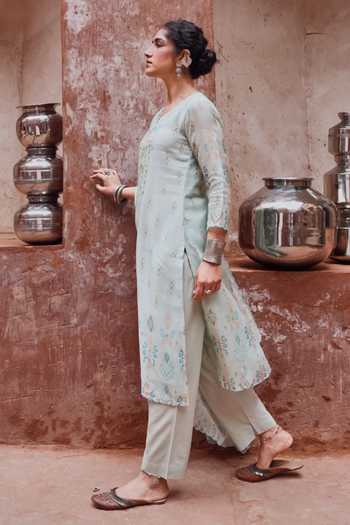 Karaj Jaipur Blue Chanderi, Cotton Notched Neck Powder Embroidered Kurta Set at Aza Fashions Karaj Jaipur_Blue Chanderi, Cotton Notched Neck Powder Embroidered Kurta Set _at_Aza_Fashions