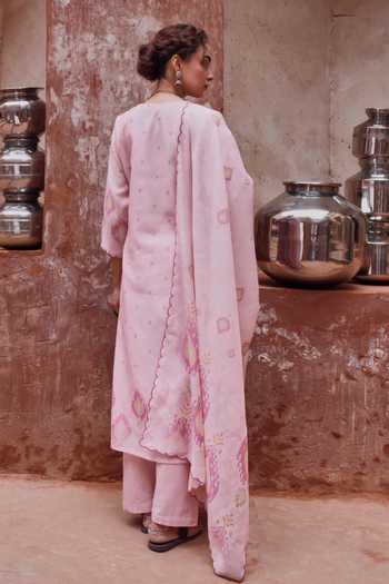 Karaj Jaipur Pink Embroidered Kurta Set 