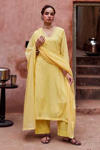Karaj Jaipur Lace Work Kurta Set