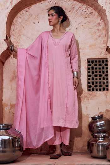 Karaj Jaipur Lace Work Kurta Set
