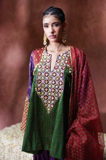 Payal & Zinal Multi Color Organza Split V-neck Shama Block Print Kurta Set Online at Aza Fashions Payal & Zinal_Multi Color Organza Split V-neck Shama Block Print Kurta Set _Online_at_Aza_Fashions