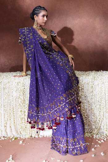 Payal & Zinal Purple Organza, Satin V-neck Yasmin Printed Saree With Blouse at Aza Fashions Payal & Zinal_Purple Organza, Satin V-neck Yasmin Printed Saree With Blouse _at_Aza_Fashions