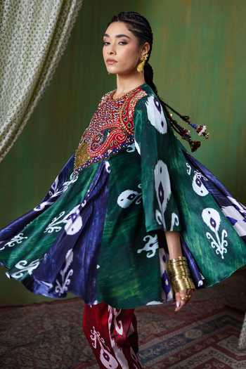 Buy Payal & Zinal Multi Color Organza Round Neck Firdaus Printed Kurta Set Online at Aza Fashions Buy_Payal & Zinal_Multi Color Organza Round Neck Firdaus Printed Kurta Set _Online_at_Aza_Fashions