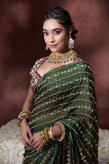 Payal & Zinal Olive Green Organza, Satin Sweetheart Neck Nanda Saree And Gaji Blouse Set Online at Aza Fashions Payal & Zinal_Olive Green Organza, Satin Sweetheart Neck Nanda Saree And Gaji Blouse Set _Online_at_Aza_Fashions