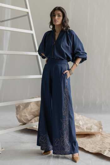 Pooja-Keyur Blue Denim V-neck Lantern Top Online at Aza Fashions Pooja-Keyur_Blue Denim V-neck Lantern Top _Online_at_Aza_Fashions