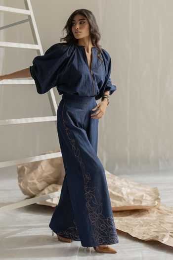 Buy Pooja-Keyur Blue Denim V-neck Lantern Top Online at Aza Fashions Buy_Pooja-Keyur_Blue Denim V-neck Lantern Top _Online_at_Aza_Fashions