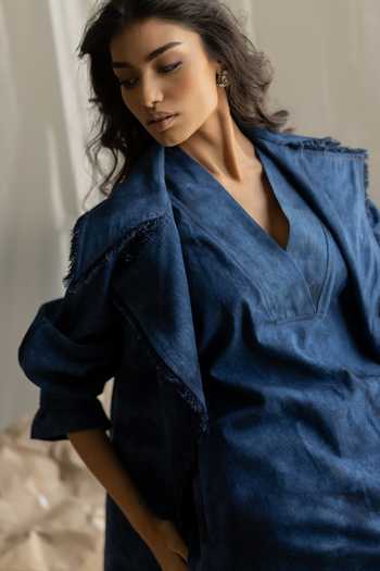 Pooja-Keyur Blue Denim V-neck Tie-dye Short Trench Jacket at Aza Fashions Pooja-Keyur_Blue Denim V-neck Tie-dye Short Trench Jacket _at_Aza_Fashions