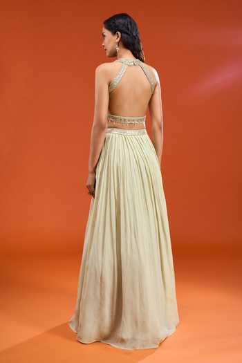Basanti Kapde aur Koffee Sequin Halter Blouse Lehenga Set 