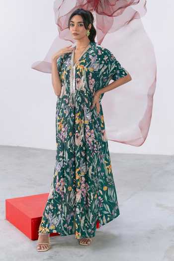 Vesture Aarzoo Embellished Kaftan Dress 