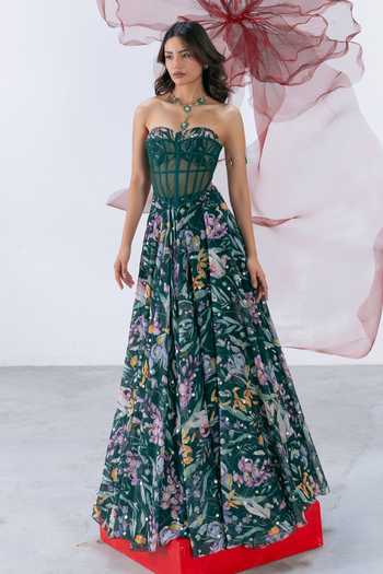 Buy_Vesture_Green Organza Sequins, Beads Patakha Print Skirt Embroidered Corset Set 