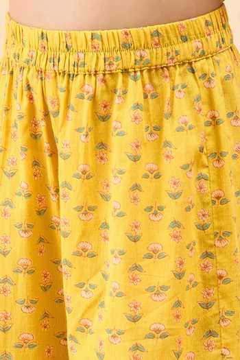 Buy StyloBug Yellow Cotton Floral Print Kurta Set Online at Aza Fashions Buy_StyloBug_Yellow Cotton Floral Print Kurta Set_Online_at_Aza_Fashions