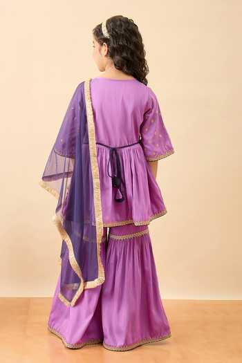StyloBug Embroidered Yoke Kurta Set  