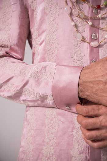Buy_Char Chaand_Pink Silk, Linen Gulnaar Embroidered Kurta _Online_at_Aza_Fashions