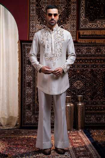 Char Chaand Prism  Abstract Geometric Motif Kurta 