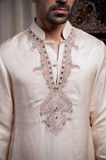 Buy_Char Chaand_Ivory Linen, Satin Noor Eclat Straight Embroidered Kurta  _Online_at_Aza_Fashions