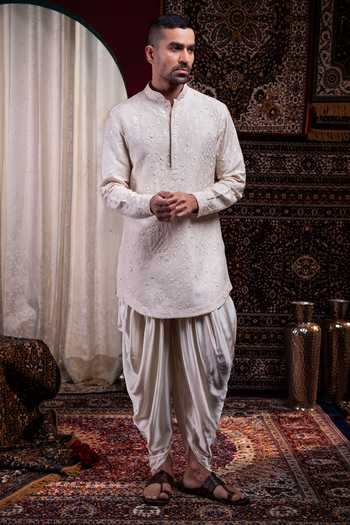 Shop_Char Chaand_Ivory Satin, Linen Aster Embroidered Kurta _Online_at_Aza_Fashions