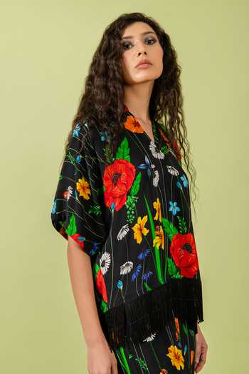 Swatee Singh Black Crepe V-neck Floral Pattern Shirt With Pant Online at Aza Fashions Swatee Singh_Black Crepe V-neck Floral Pattern Shirt With Pant _Online_at_Aza_Fashions