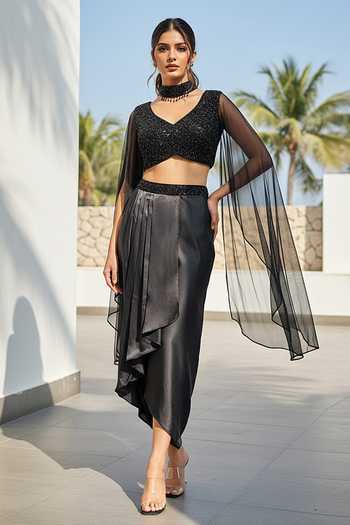 Basanti Kapde aur Koffee Black Draped Skirt & Blouse Set 