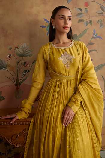 Kritika Dawar Mustard Chanderi, Cotton Round Neck Evara Embroidered Anarkali Set at Aza Fashions Kritika Dawar_Mustard Chanderi, Cotton Round Neck Evara Embroidered Anarkali Set _at_Aza_Fashions