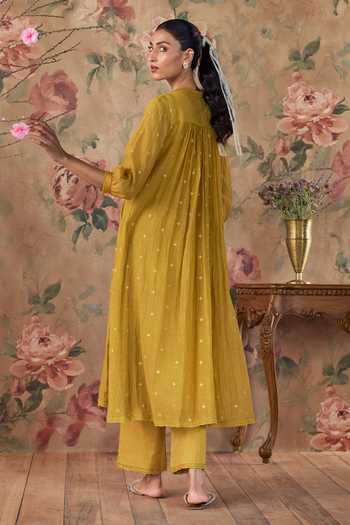 Kritika Dawar_Mustard Chanderi, Cotton Round Neck Aayra Hand Embroidered Kurta Set _Online_at_Aza_Fashions