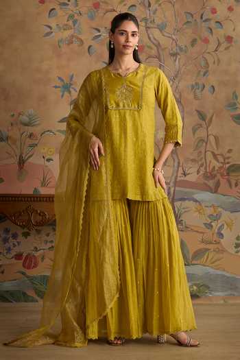 Kritika Dawar Ruh Embroidered Kurta & Gharara Set 