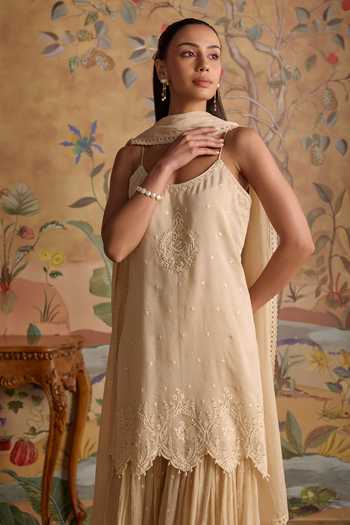 Buy_Kritika Dawar_Ivory Chanderi Scoop Neck Safa Embroidered Kurta Set _Online_at_Aza_Fashions
